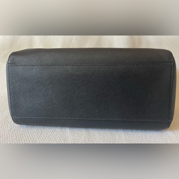 Tory Burch Barrel handbag - Picture 3 of 10